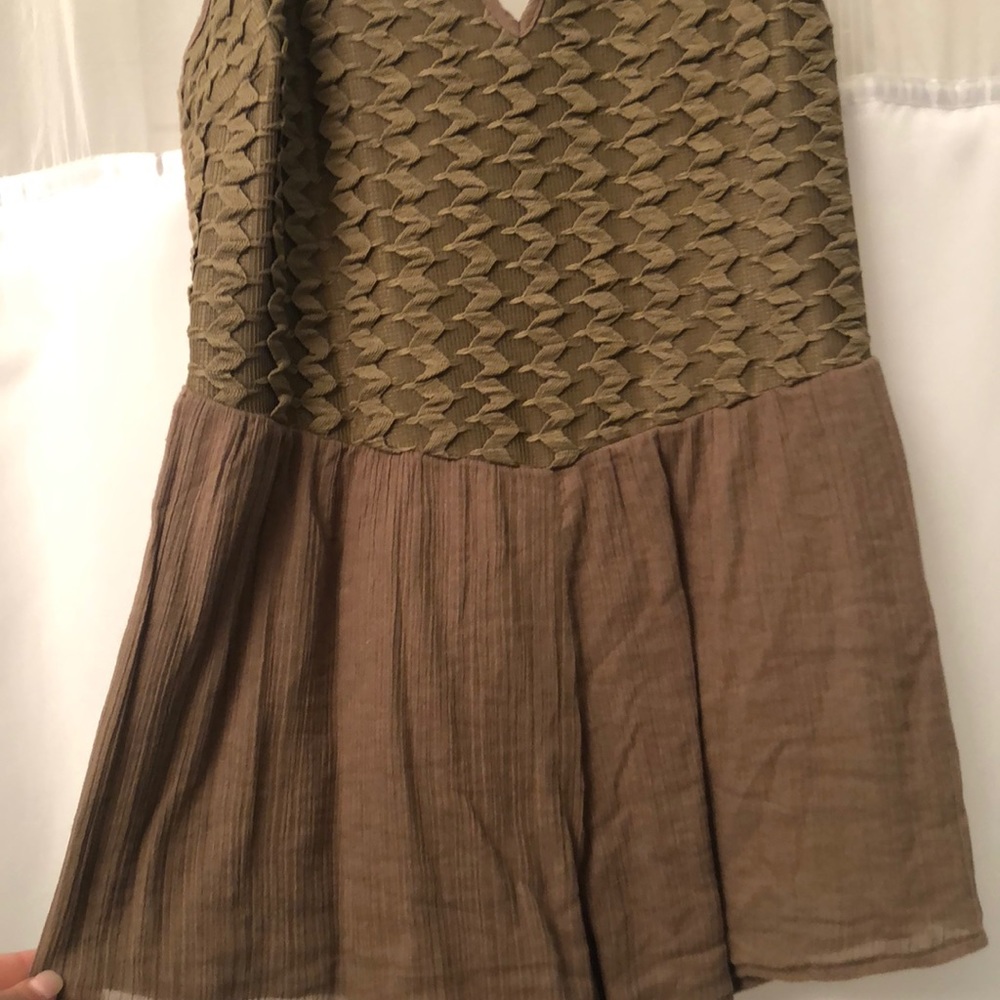 Romper - Picture 3 of 4